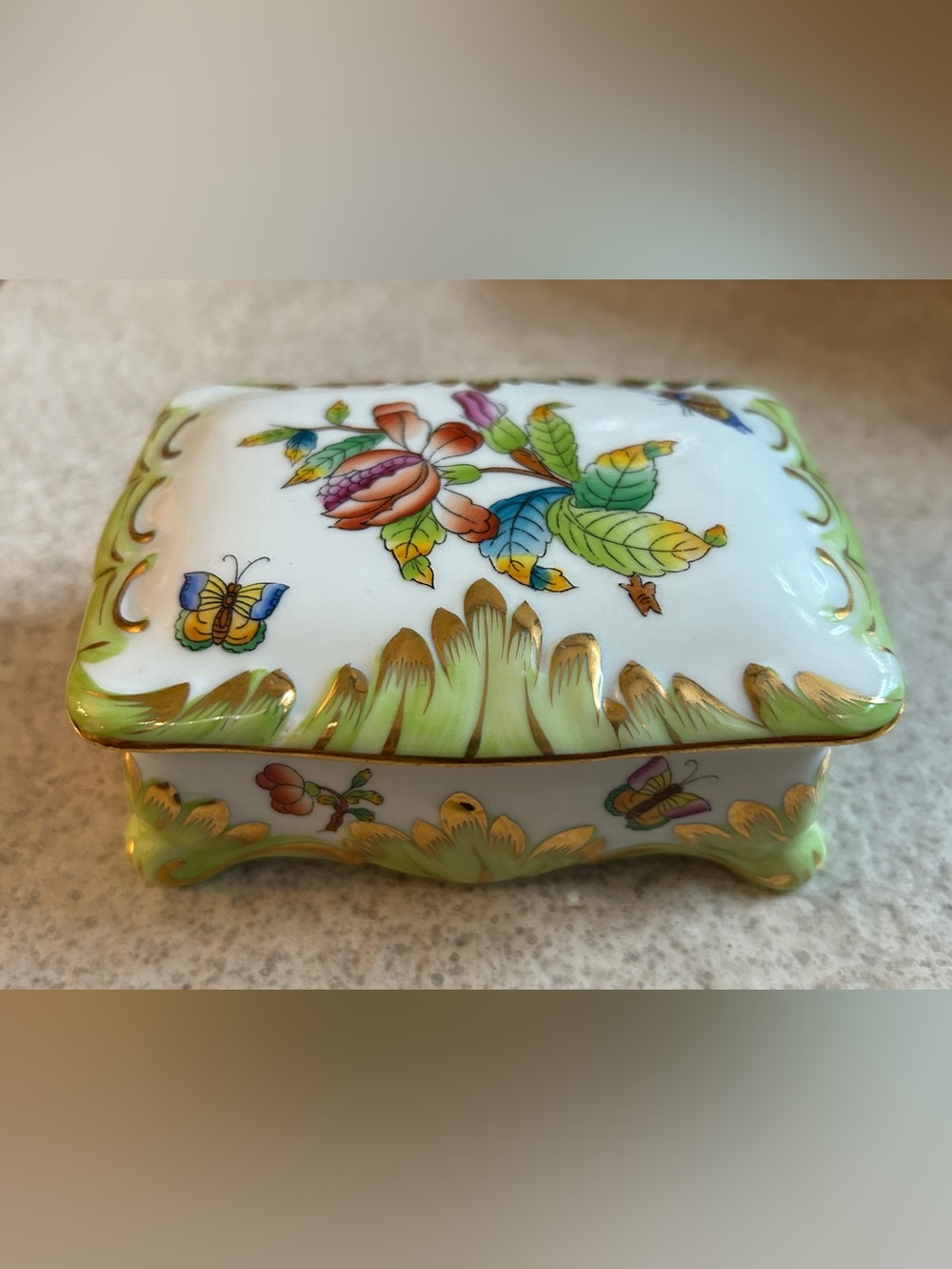 VTG Herend Victoria Pattern Bonbon Trinket Box Hungary